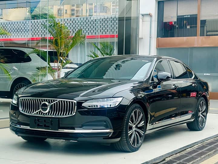 Volvo S90 2024 B5 Zhiyuan Luxury Edition