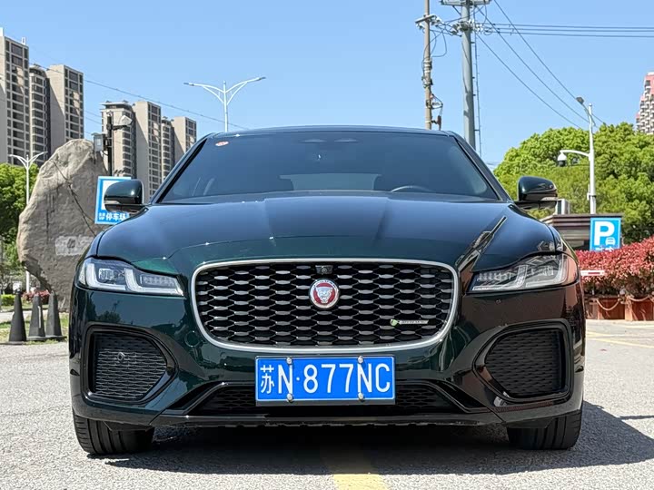 Jaguar XFL 2022 2.0T P250 R-Dynamic Elite