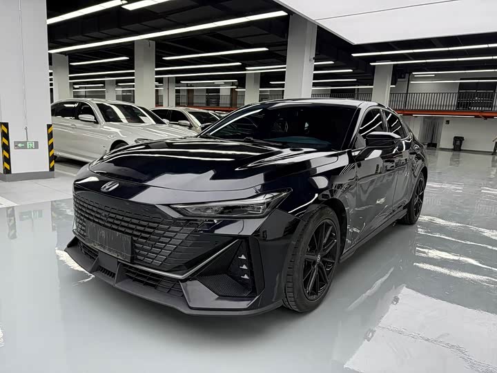 Changan UNI-V 2024 1.5T Prestige Edition