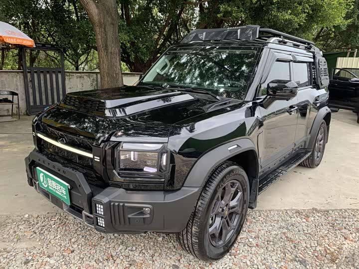 Jietu Traveler 2023 2.0T four-wheel drive crossover PRO