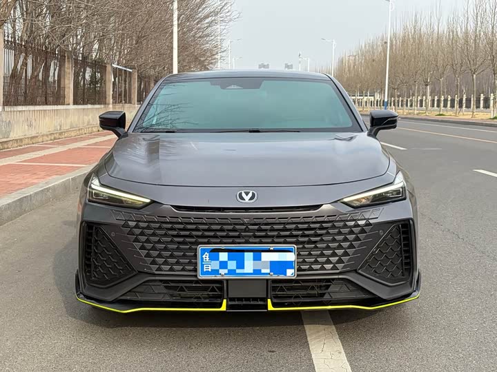 Changan UNI-V 2023 2.0T speed version