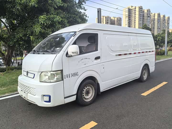 Long-distance Star Enjoy E6 2022 Van Transporter High Roof CATL 50.23kWh