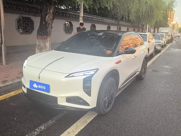 Hongqi Tiangong 08 2025 605 Max rear-wheel drive version