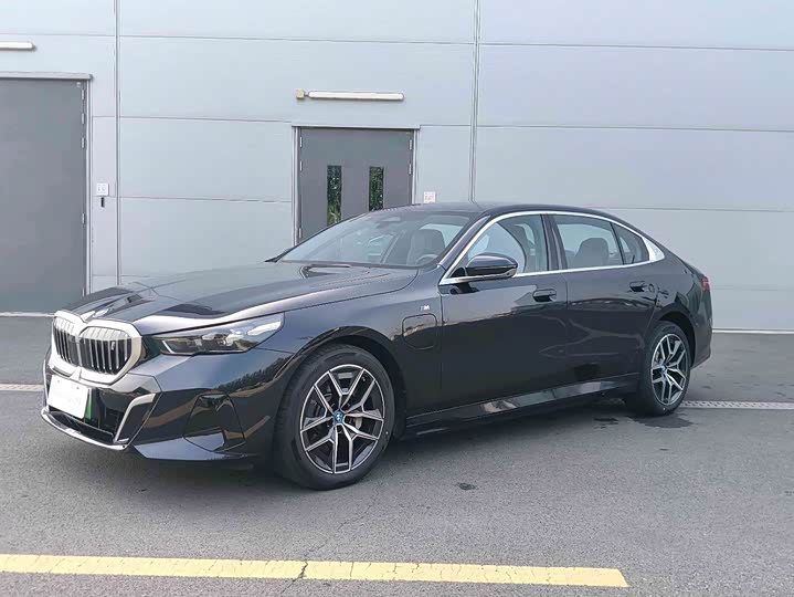BMW i5 2025 eDrive 40L M Sport Package