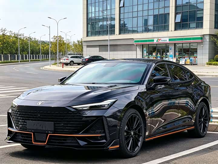 Changan UNI-V 2022 1.5T Sport