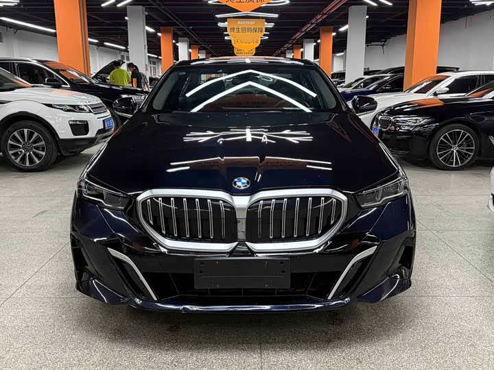5 2024 Model 525Li M
