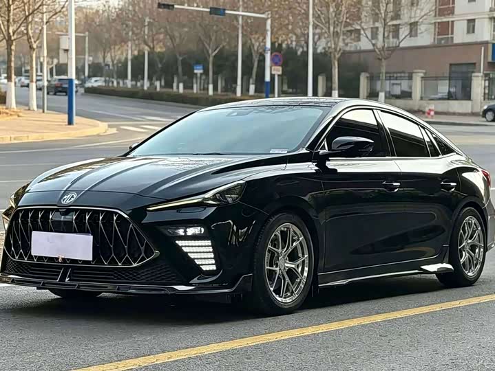 MG5 Scorpion 2022 1.5T Luxury Edition