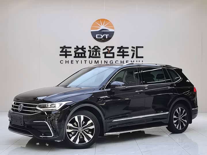 Tiguan L 2022 330TSI automatic two-wheel drive R-Line version