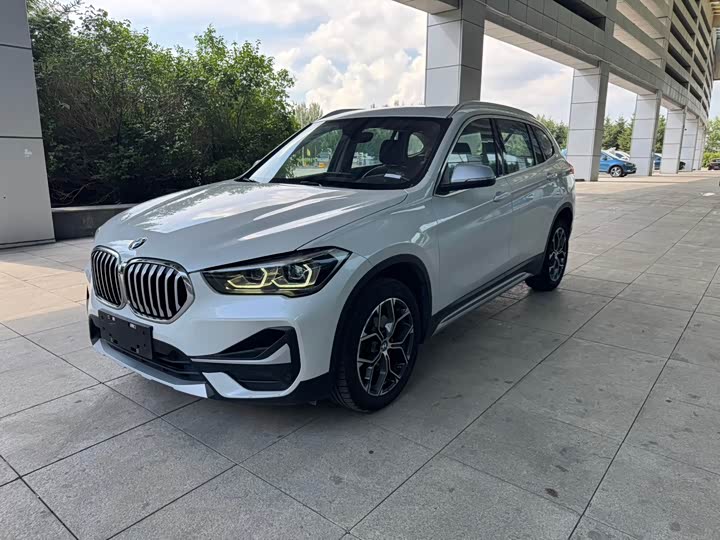 BMW X1 2022 sDrive20Li Exclusive Model