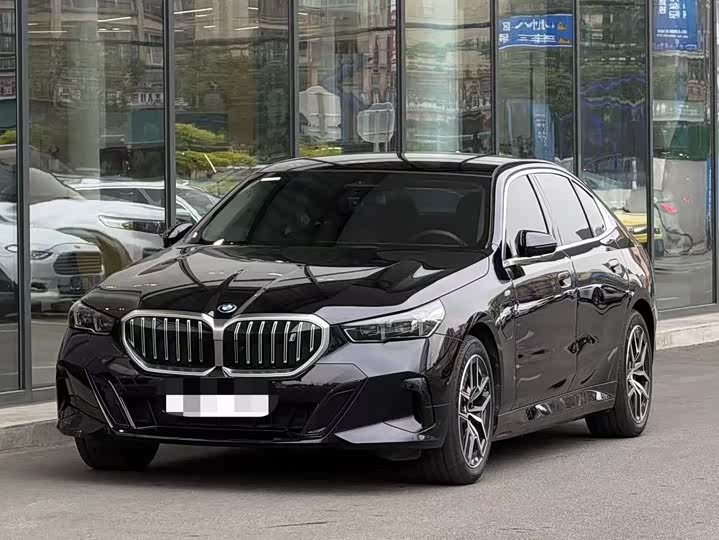 BMW i5 2024 eDrive 35L M Sports Package