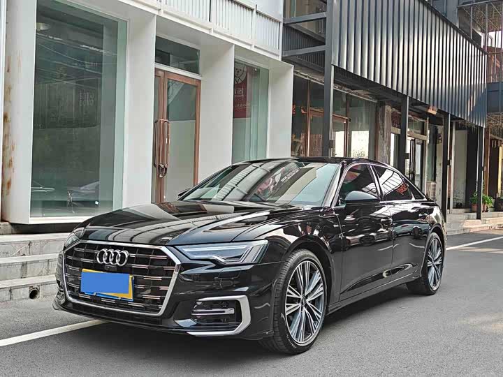 Audi A6L 2023 40 TFSI Luxury Dynamic Type