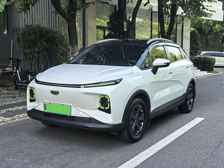 Geely Geometry E Firefly 2023 model 401KM Lightning Tiger 5 seats