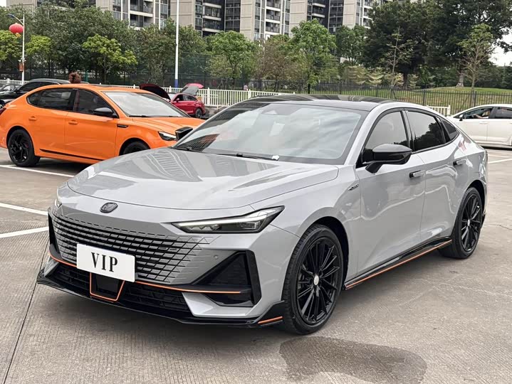 Changan UNI-V 2023 1.5T Sport Edition