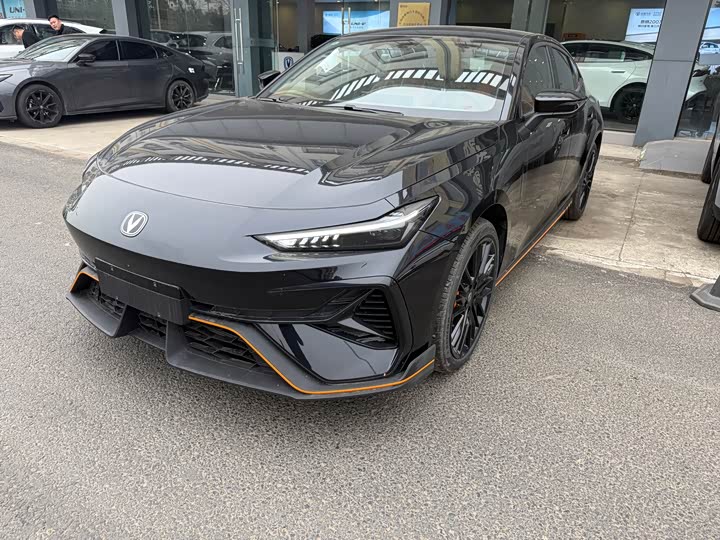 Changan UNI-V 2025 third generation 2.0T powerful model
