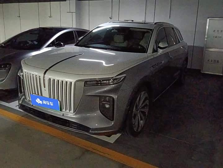 Hongqi E-HS9 2022 660km Flagship Edition Four-Seat