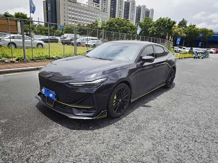 Changan UNI-V 2022 1.5T Sport