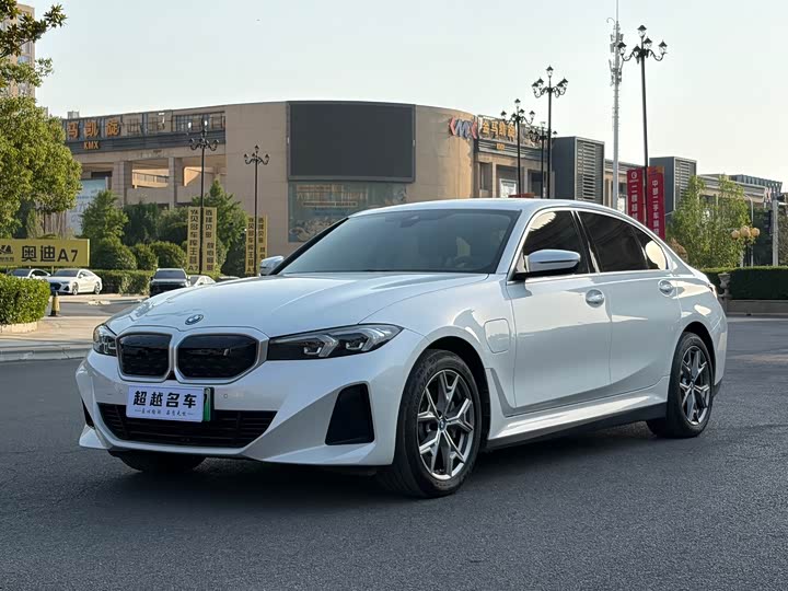BMW i3 2024 eDrive 35 L