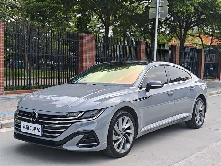 FAW-Volkswagen CC 2023 380TSI eye-catching version