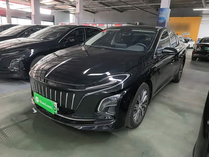 Hongqi E-QM5 2022 431km Charging Enjoyment Edition