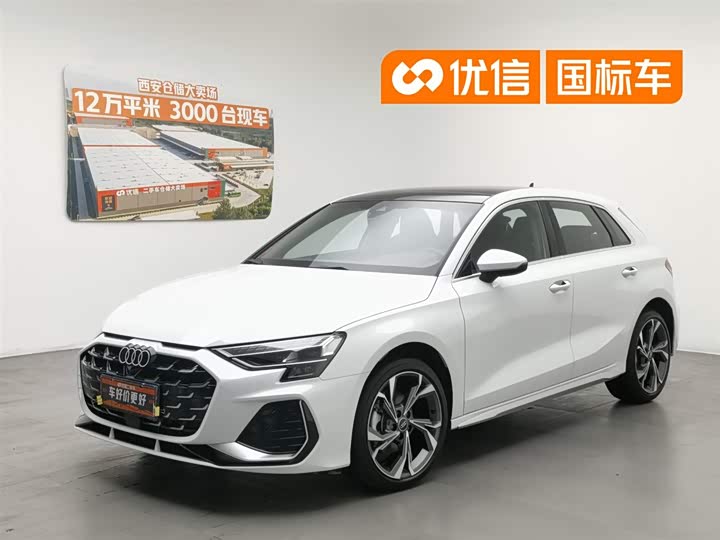 2025 Audi A3 2025 Sportback 35TFSI Flying Spur Exclusive Model
