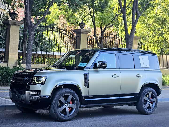 Land Rover Defender 2023 facelift 110 3.0T P400 X