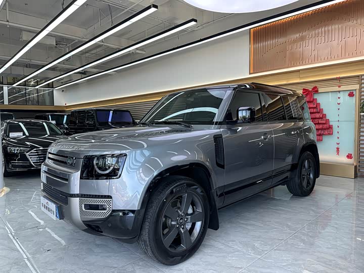 Land Rover Defender 2023 110 3.0T P400 X-Dynamic HSE