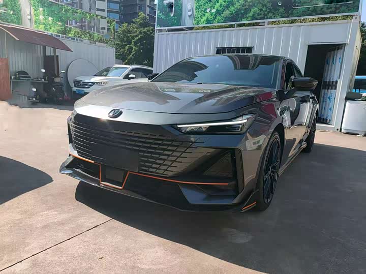 Changan UNI-V 2022 1.5T sports version