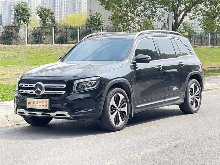 Mercedes-Benz GLB 2022 facelift GLB 200 fashion model