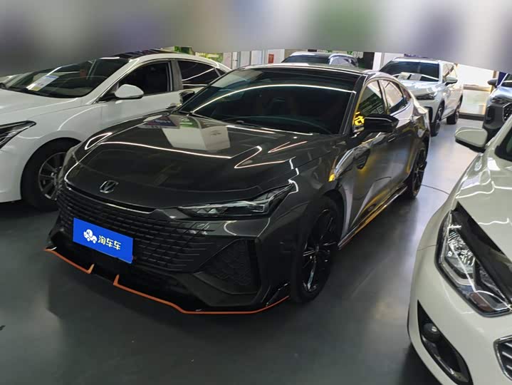 Changan UNI-V 2023 2.0T speed version
