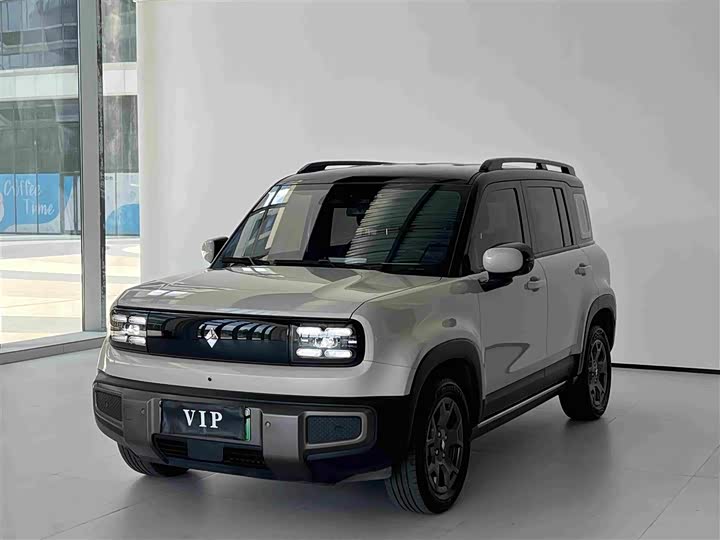Baojun Yueye Plus 2025 Zhizun Edition 5-seater