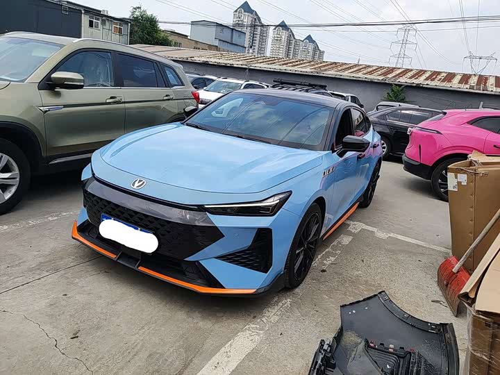 Changan UNI-V 2024 1.5T noble sports model