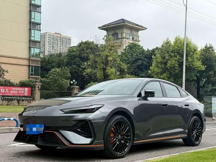 Changan UNI-V 2025 third generation 2.0T powerful model