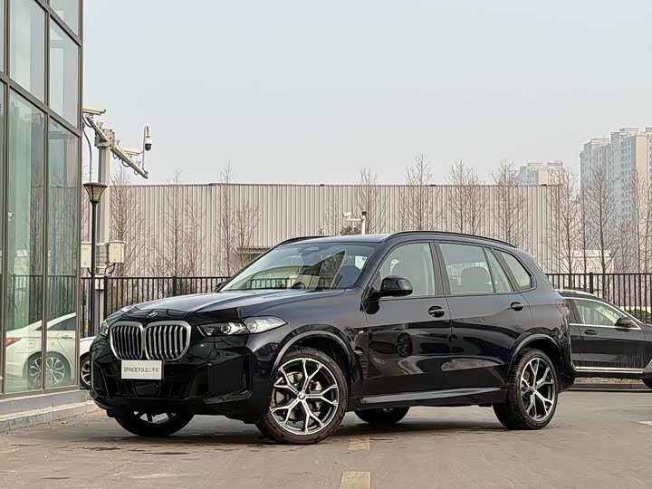 2025 BMW X5 2025 xDrive 30Li Exclusive M Sports Night Package