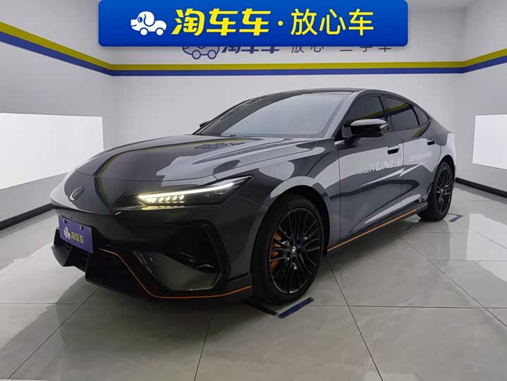 Changan UNI-V 2025 third generation 2.0T powerful model