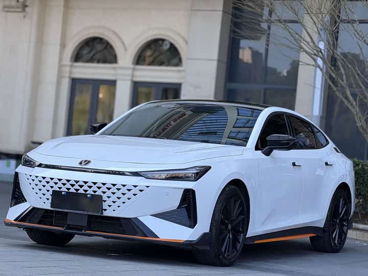 Changan UNI-V 2025 1.5T 500Bar premium sports model