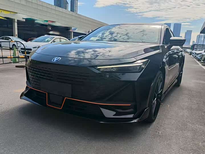 Changan UNI-V 2022 1.5T sports version