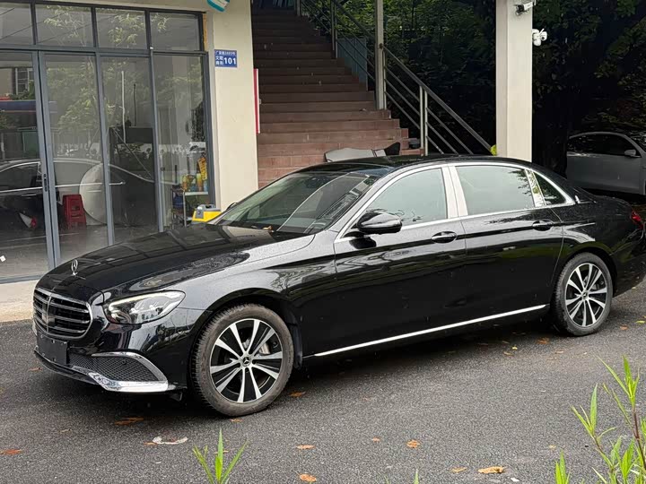 Mercedes-Benz E-Class New Energy 2023 E 350 e L plug-in hybrid sedan