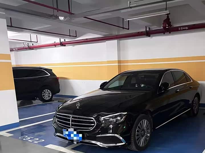 Mercedes-Benz E-Class 2023 E 300 L luxury model