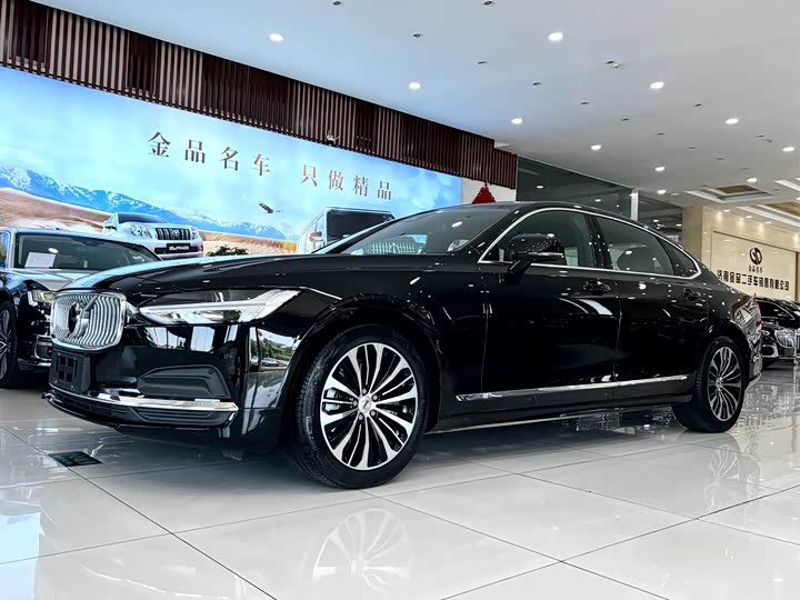 Volvo S90 2025 B5 Zhiyi Luxury Edition