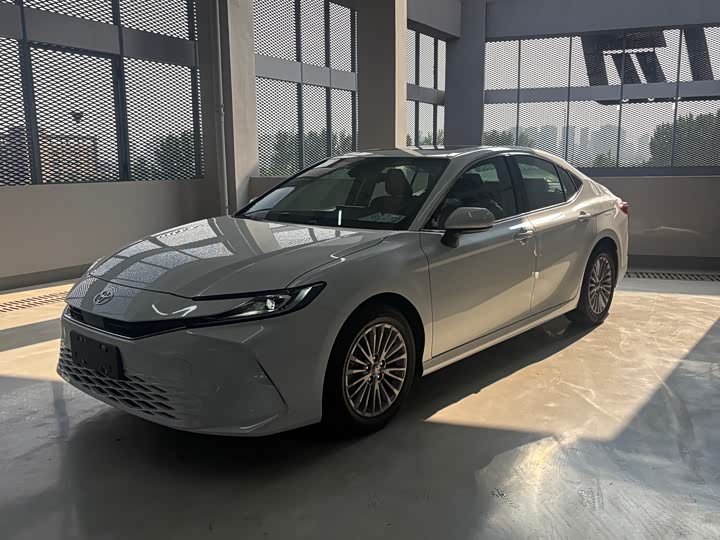 Camry 2026 Dual Engine 2.0HE Elite Edition