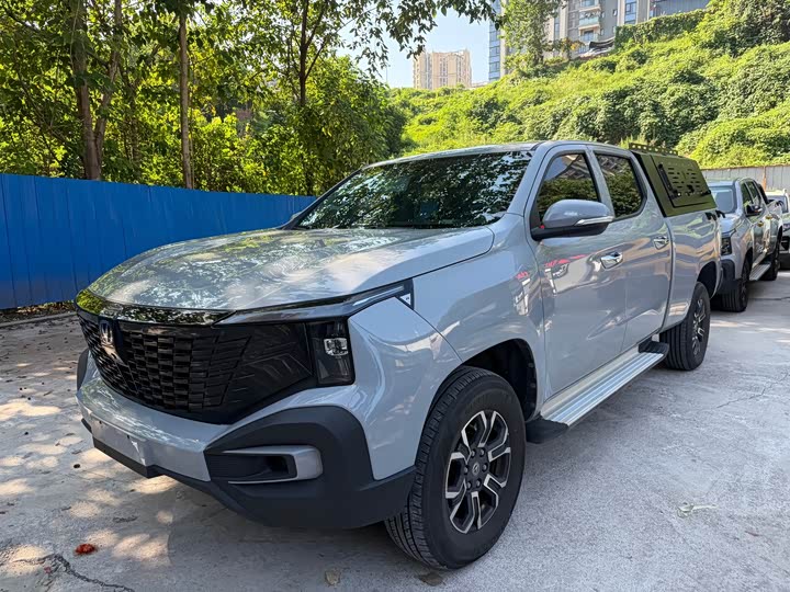 Changan Hunter 2024 Warrior Edition Luxury Dual Motor Four-wheel Drive Extra Long Box
