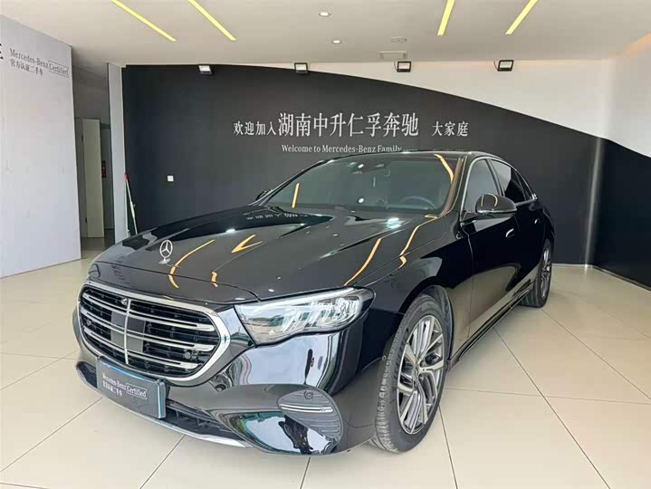 Mercedes-Benz E-Class 2025 E 300 L Fashion