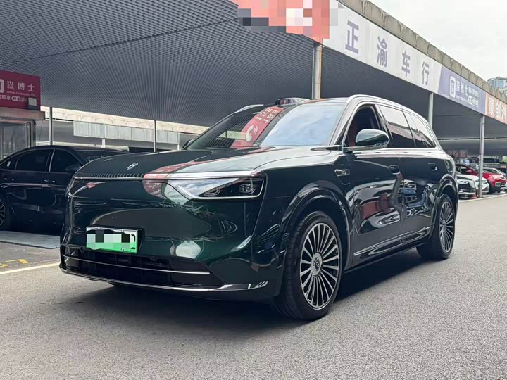 Wenjie M8 2025 extended range Ultra version 53.4kWh 6-seat version (896-line lidar)