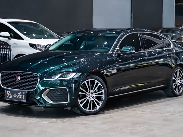 Jaguar XFL 2024 2.0T P250 two-wheel drive exclusive luxury version