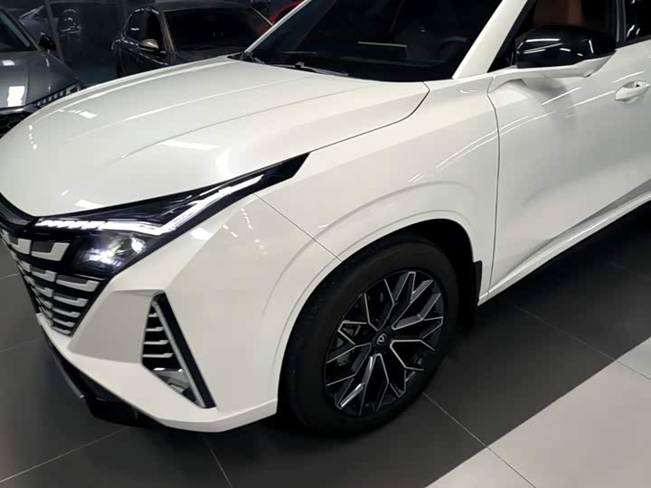 Changan UNI-Z 2025 500Bar PRO