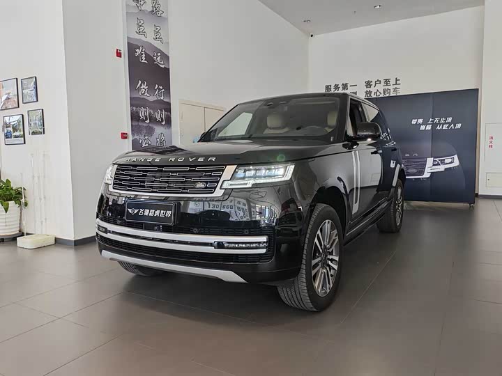Range Rover 2023 3.0 L6 400PS Genesis Extended Edition