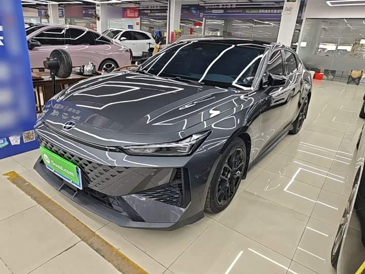 Changan UNI-V 2024 1.5T premium model