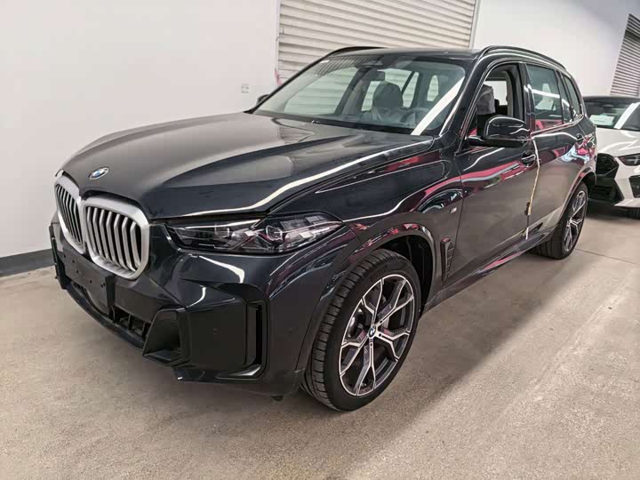 BMW X5 2023 xDrive 30Li Exclusive M Sports Night Package