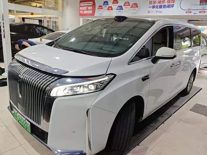 Weipai Alpine New Energy 2025 Four-wheel Drive Alpine 8