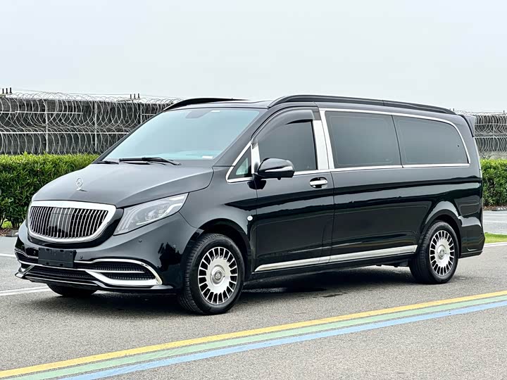 Vito 2021 2.0T Business Edition 7 seats